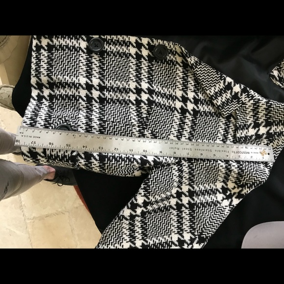 Jacket - Picture 4 of 6